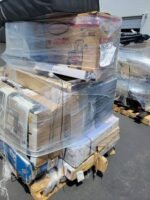AMZ customer returns pallet 6ft mediums with assorted items