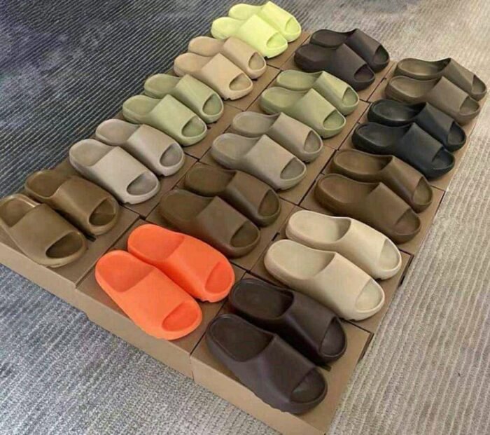 12195